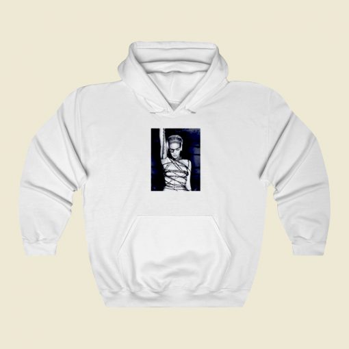 Robyn Rihanna Fenty Singer Street Hoodie Style